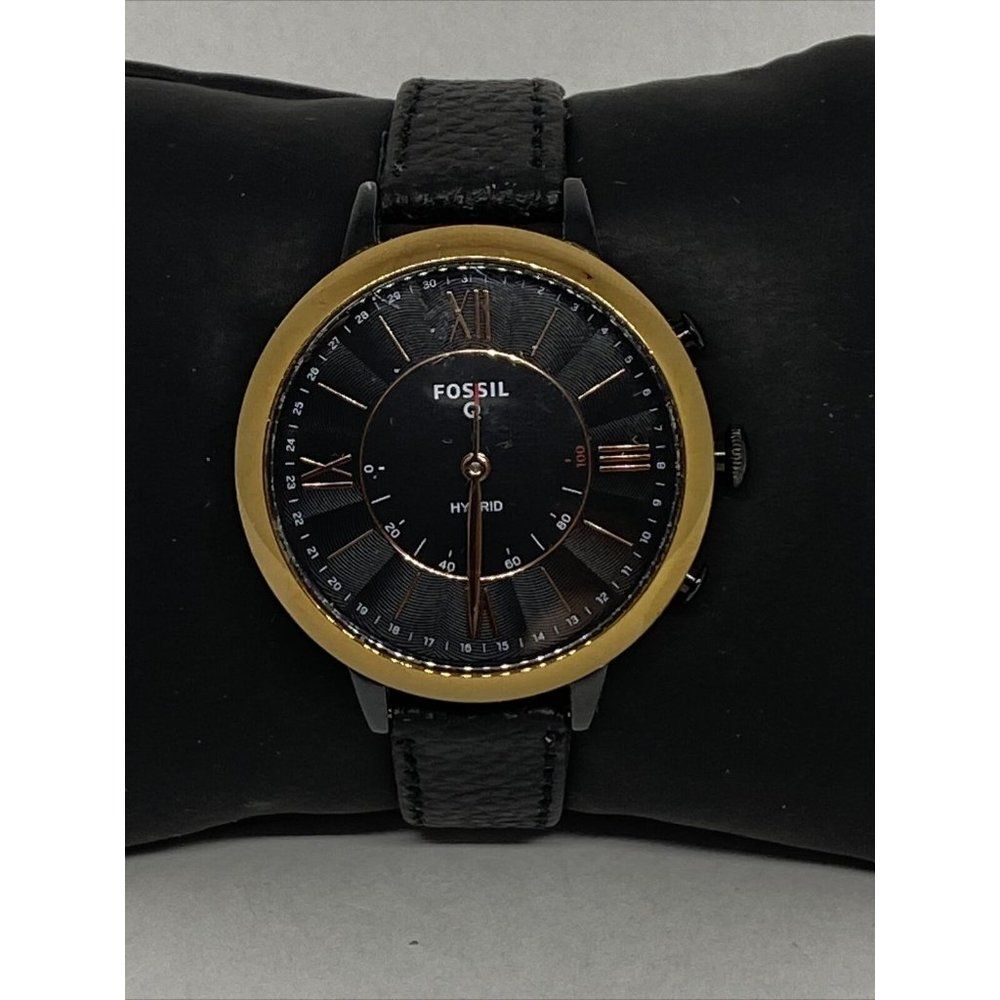 Fossil FTW5030 Women's Black Leather Black Analog